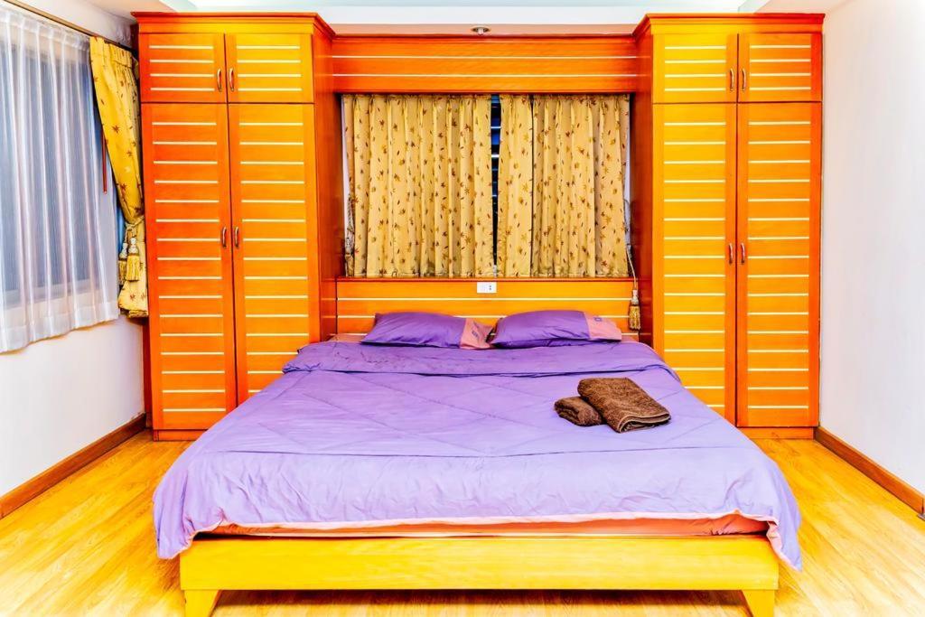 Jolly Guesthouse & Restaurant Pattaya Εξωτερικό φωτογραφία